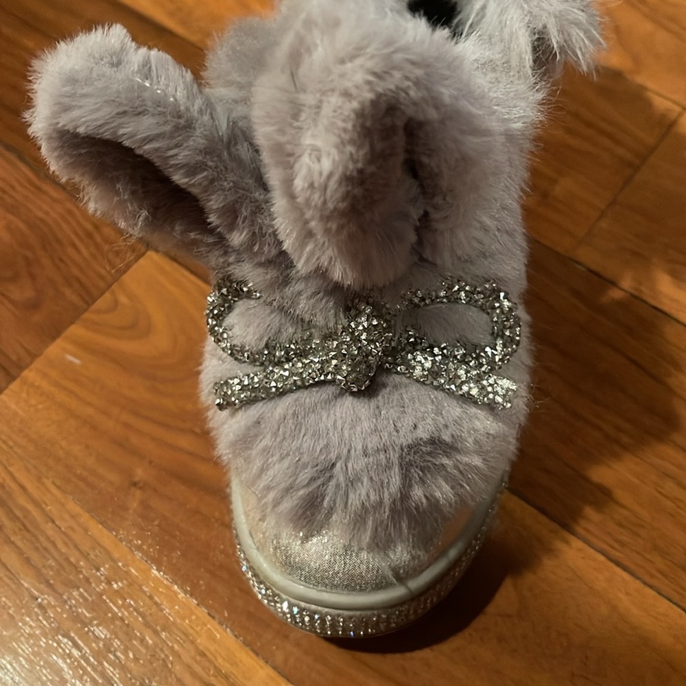 New Furry with Silver Sequin Bling Toddler Slip-On Boots - Picture 6 of 10